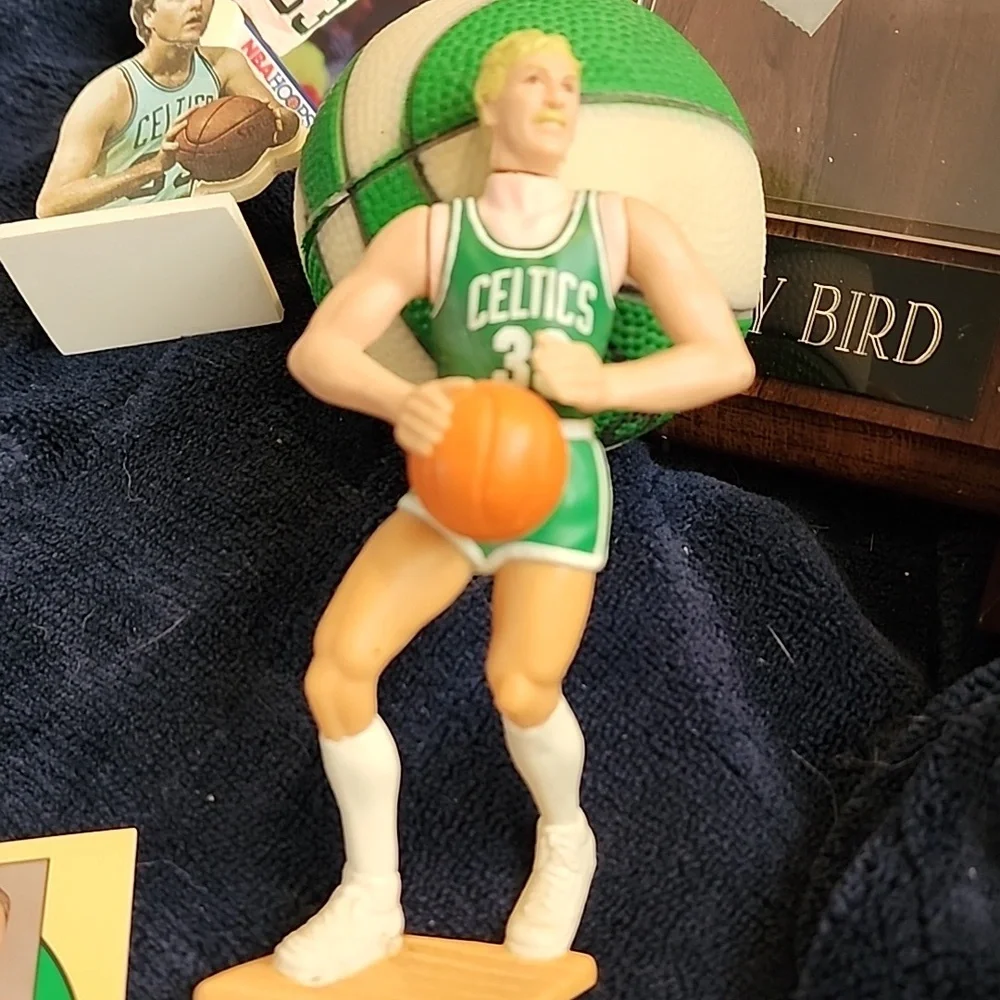 Larry Bird Celtics Collectibles. - Picture 10 of 13